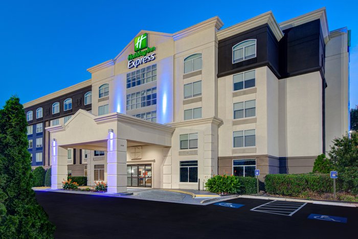 HOLIDAY INN EXPRESS MURFREESBORO CENTRAL, AN IHG HOTEL - Updated 2023  Prices & Reviews (TN)