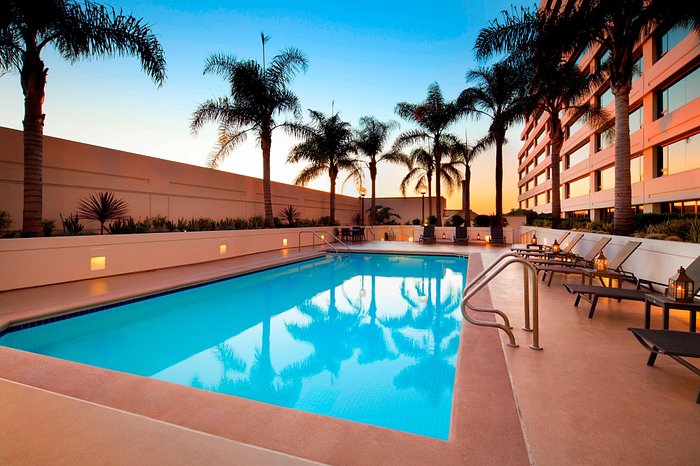 THE 10 BEST Los Angeles Hotels with Shuttle 2023 (Prices) - Tripadvisor