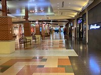 Walden Galleria Mall - food court - Picture of Walden Galleria Mall,  Cheektowaga - Tripadvisor