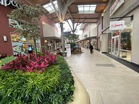 Genting Highlands Premium Outlets Malaysia - Foto Genting Highlands Premium  Outlets, Tanah Tinggi Genting - Tripadvisor