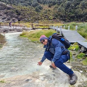 planet tours colombia