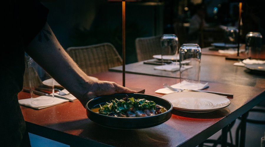 Romance, Nice Ambiance, Good music, Exquisite bites.