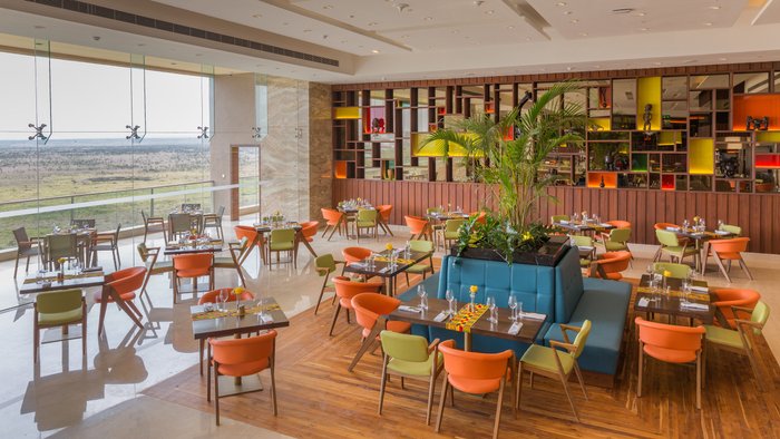 Emara Ole-Sereni Rooftop Bar: Pictures & Reviews - Tripadvisor