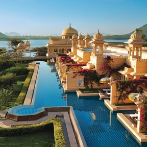 Premier Rooms with Semi Private Pool