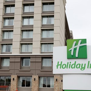 Welcome to the Holiday Inn Oakbrook