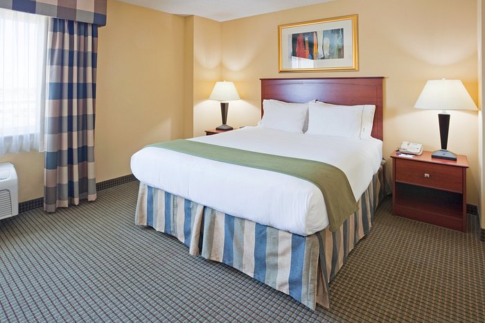 Holiday Inn Express & Suites St. Paul Ne (Vadnais Heights)