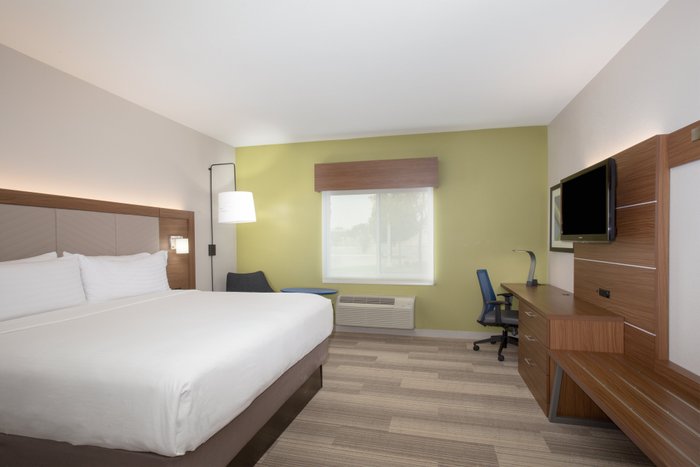 HOLIDAY INN EXPRESS & SUITES AMARILLO, AN IHG HOTEL $106 ($̶1̶1̶9̶ ...