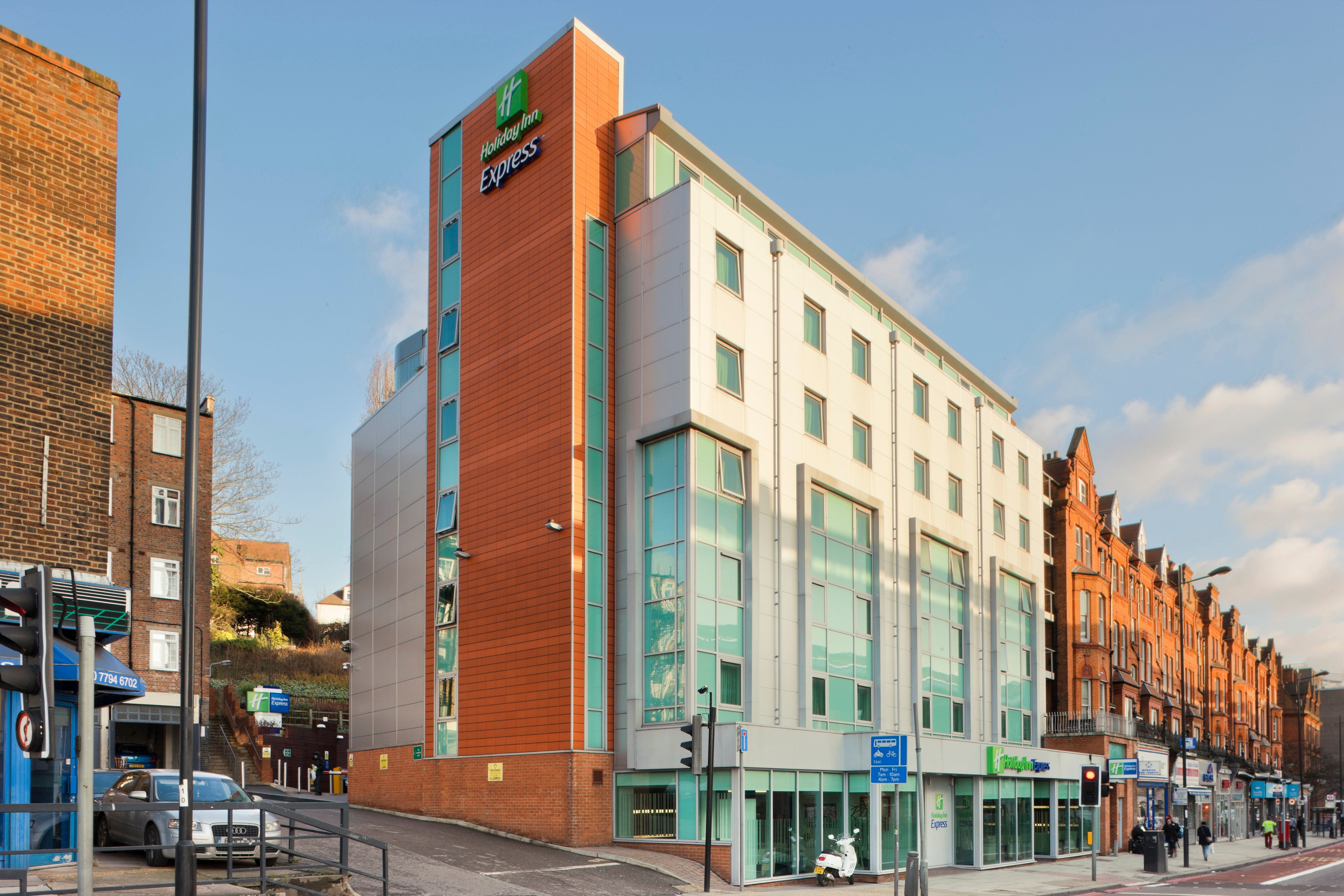 Holiday Inn Express London Swiss Cottage England UPDATED 2024