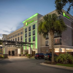 Conveniently located near University of West Florida