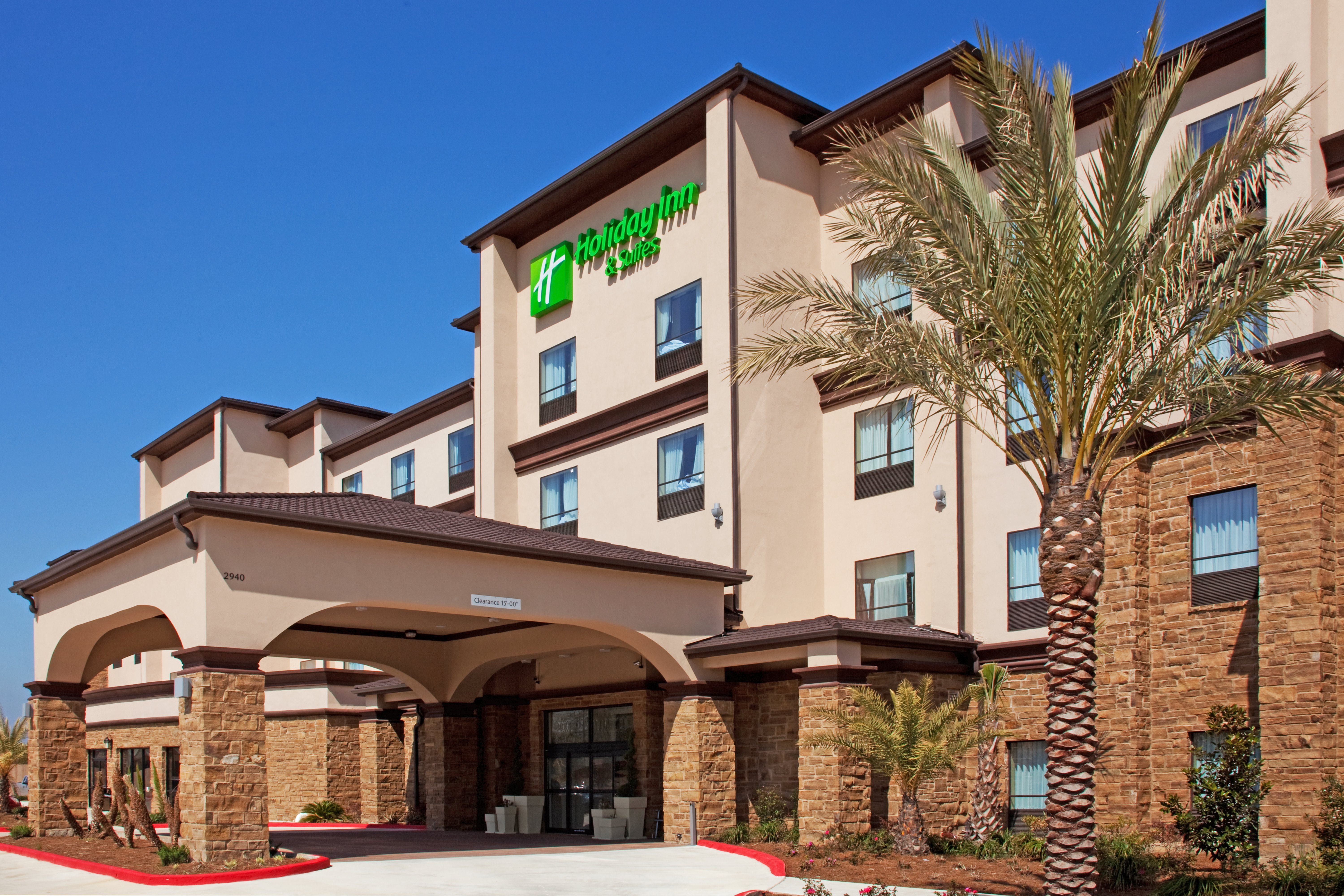 HOLIDAY INN & SUITES LAKE CHARLES SOUTH, AN IHG HOTEL