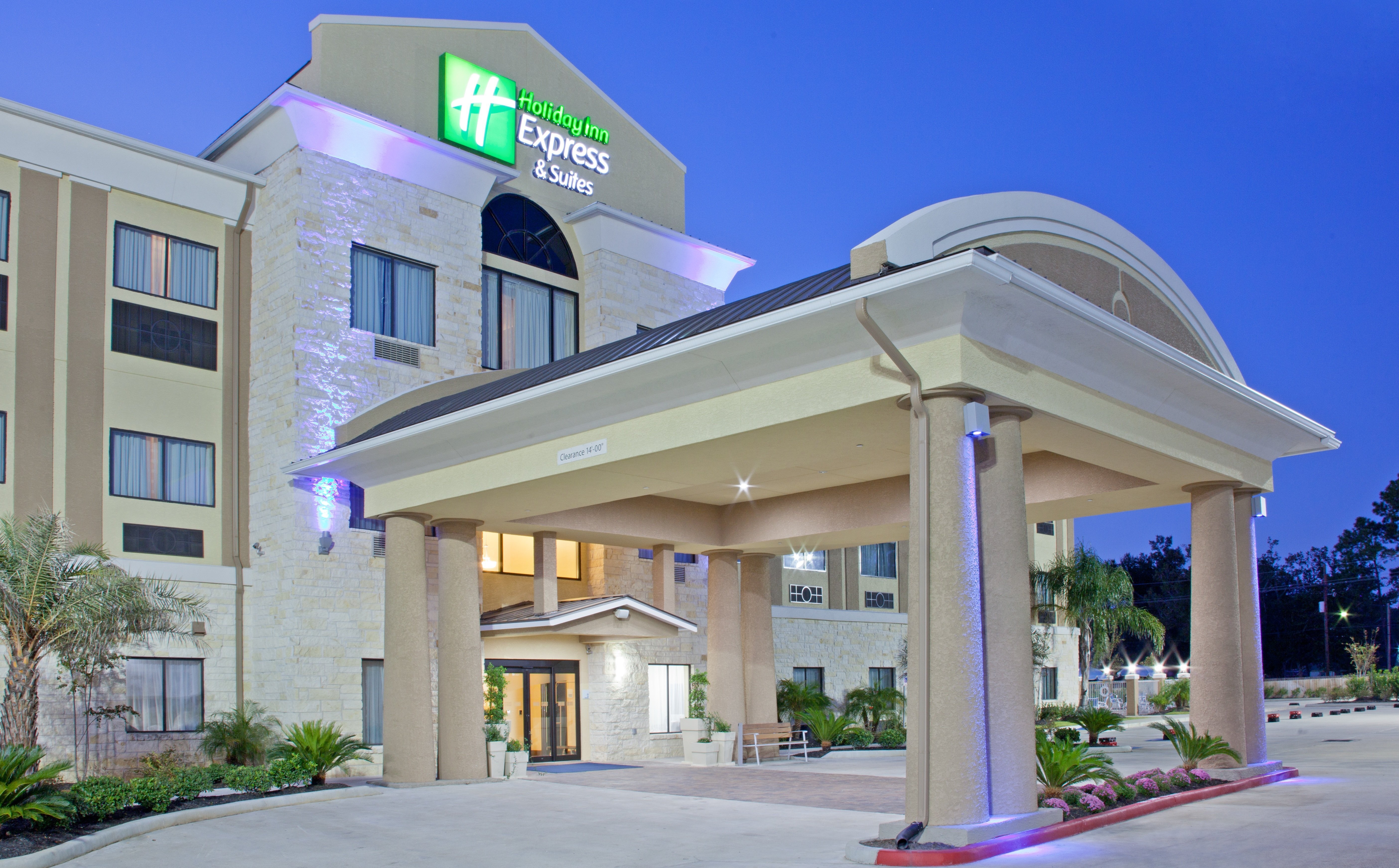 HOLIDAY INN EXPRESS SUITES BEAUMONT NW PARKDALE MALL 92