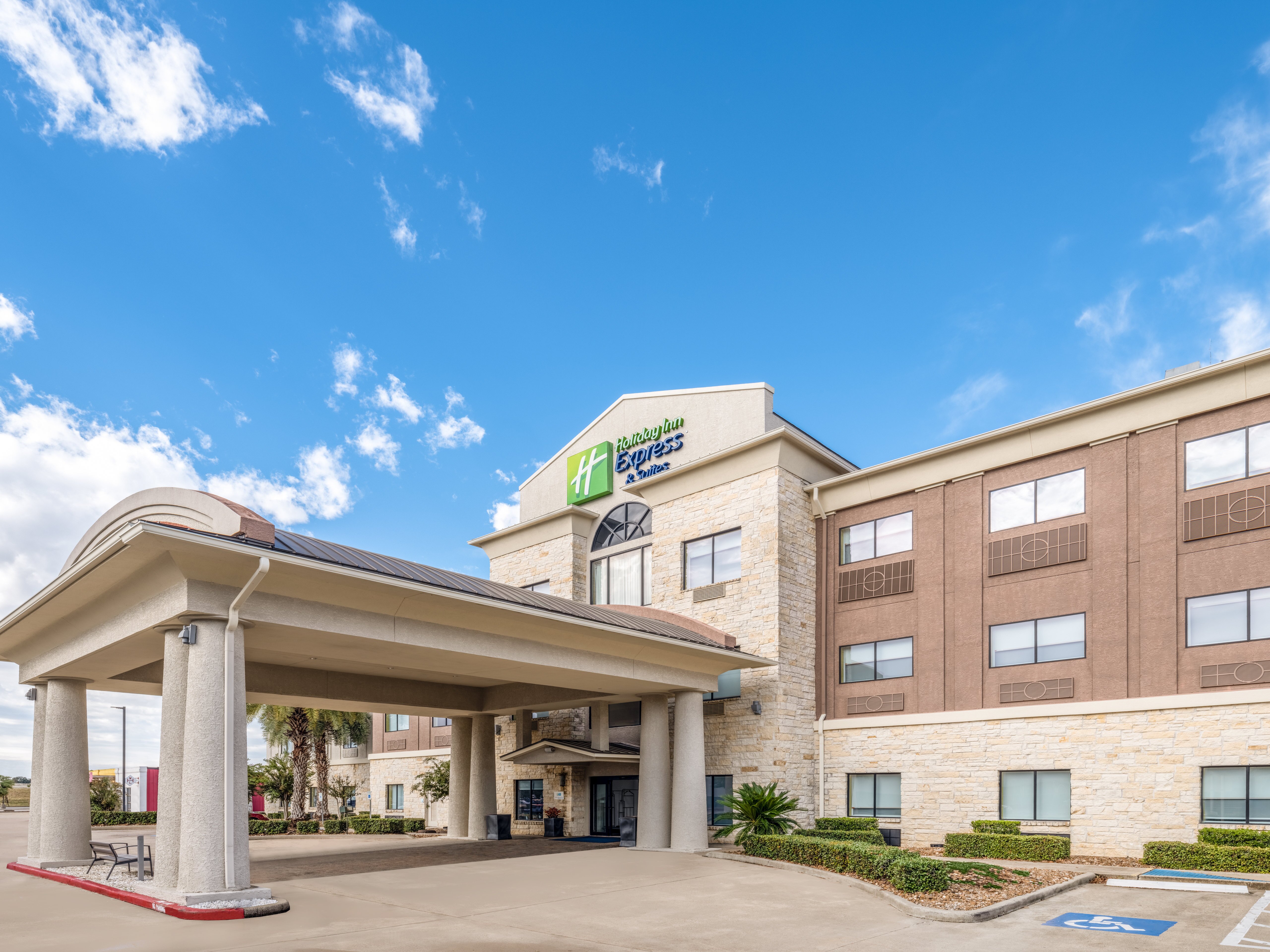 HOLIDAY INN EXPRESS SUITES BEAUMONT NW PARKDALE MALL 92