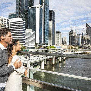Soaking up the vibrant city life by the Brisbane river