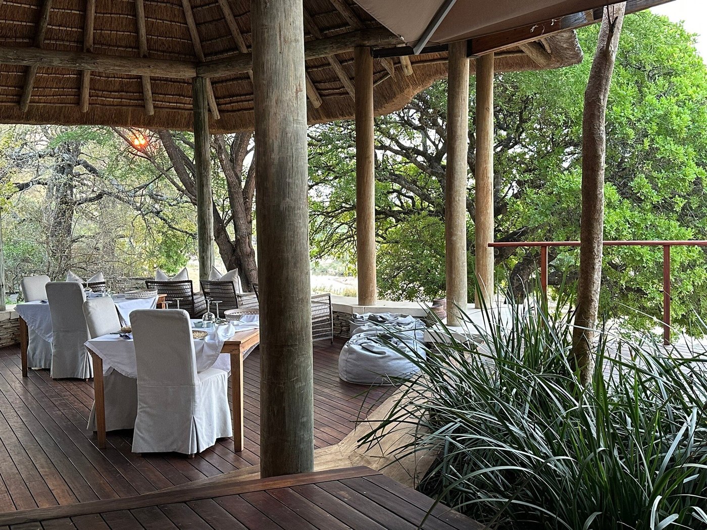 Dulini River Laundry Service: Pictures & Reviews - Tripadvisor