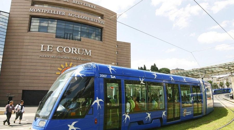 A 400 mètres du centre des congrès Corum et à 800 m de la place de la comédie