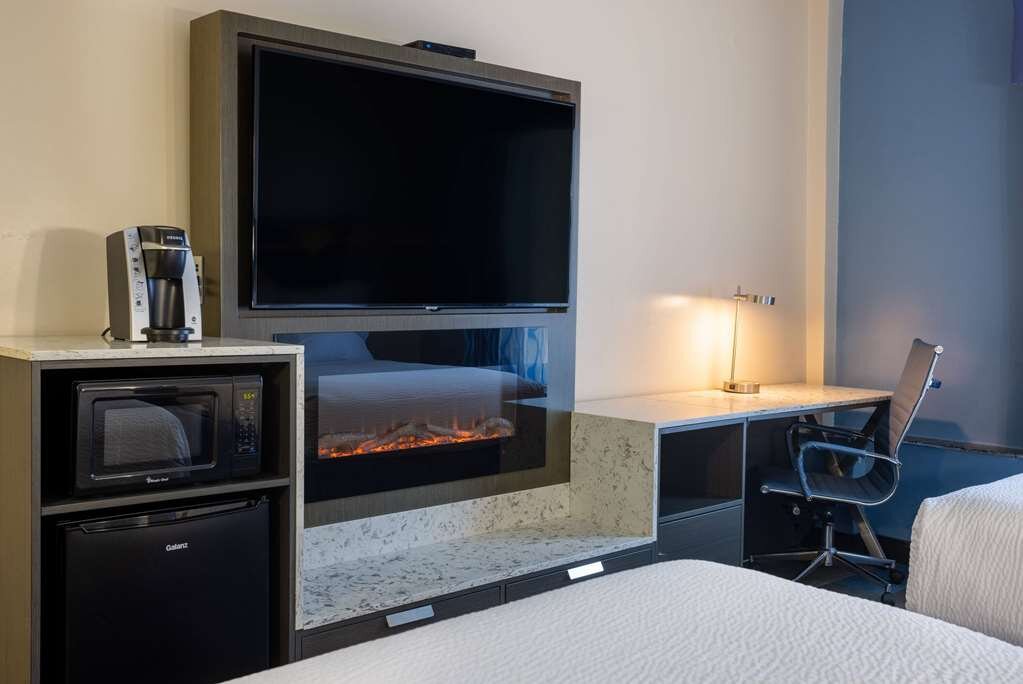 Hotel photo 36 of Days Hotel by Wyndham North Bergen /NYC Area.