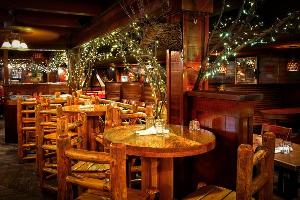 Detalhe do cardápio de sobremesas, preços de fevereiro de 2019 - Picture of  Christy Hill Restaurant, Tahoe City - Tripadvisor