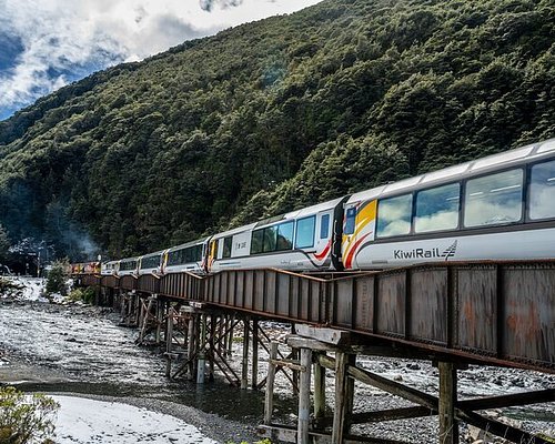 new zealand train tours south island