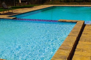 Pool & Beach