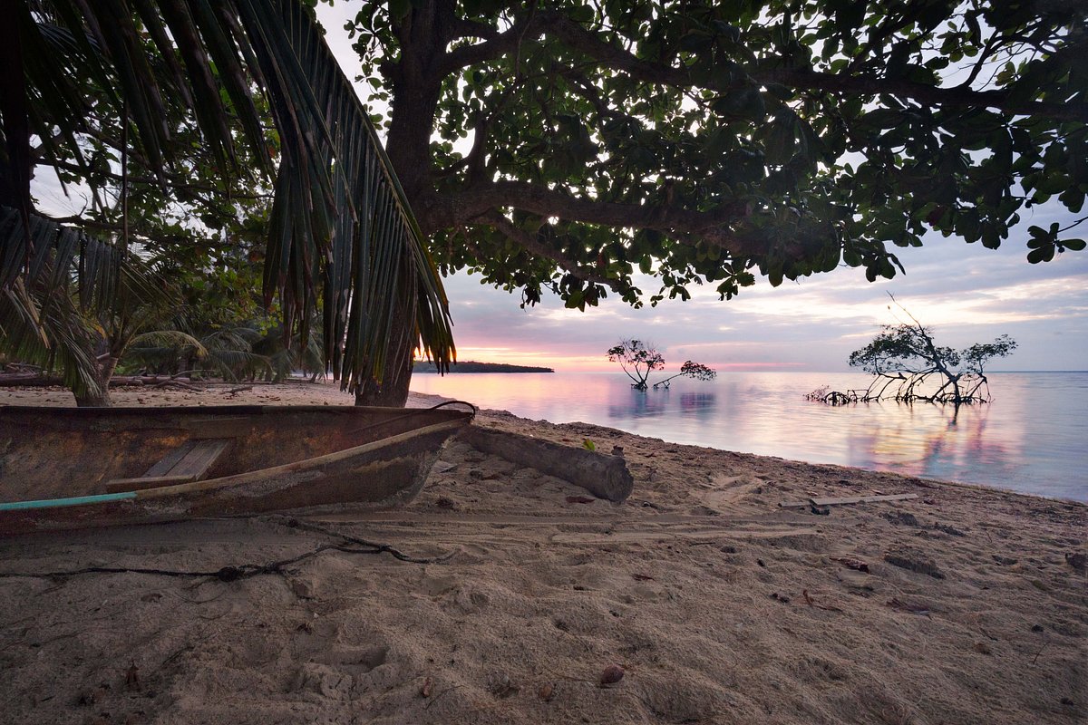 is it safe to travel to honduras on a cruise