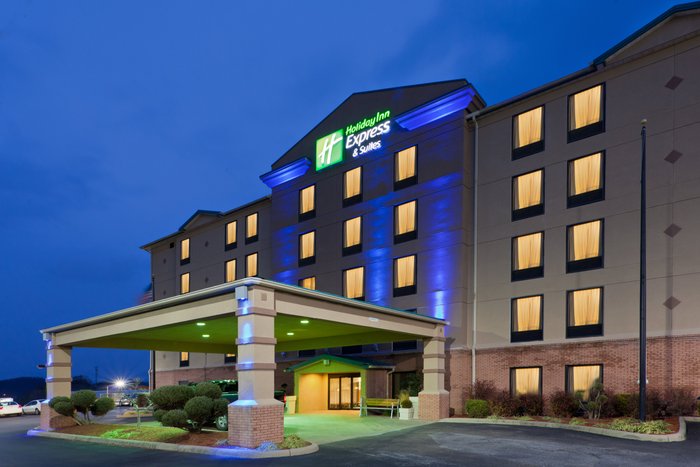 HOLIDAY INN EXPRESS & SUITES CHARLESTON-SOUTHRIDGE, AN IHG HOTEL $116 ...