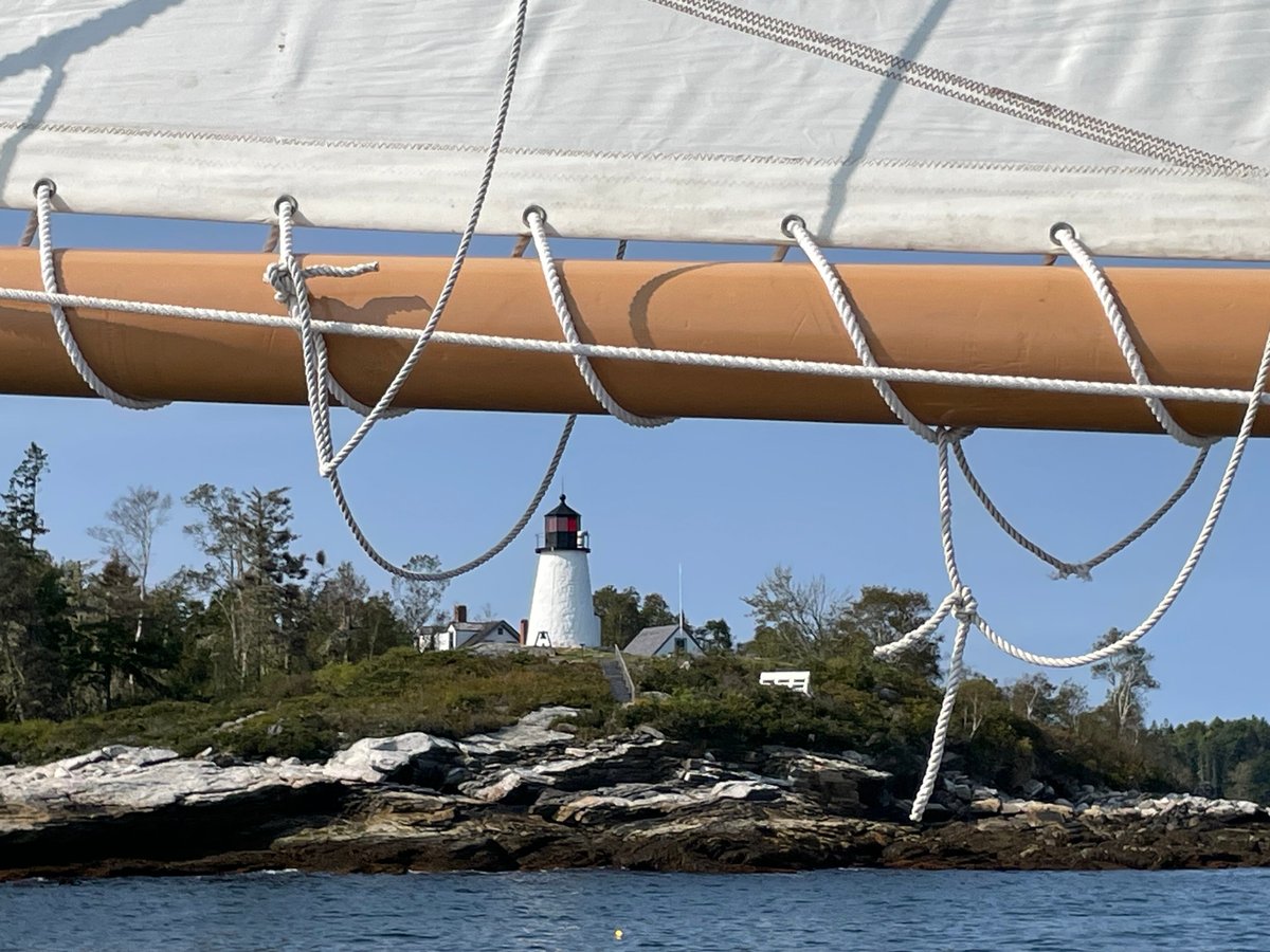 Boothbay Harbor Schooners - Schooner Eastwind & Applejack