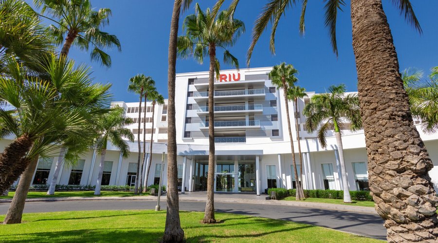 Hotel & Gardens