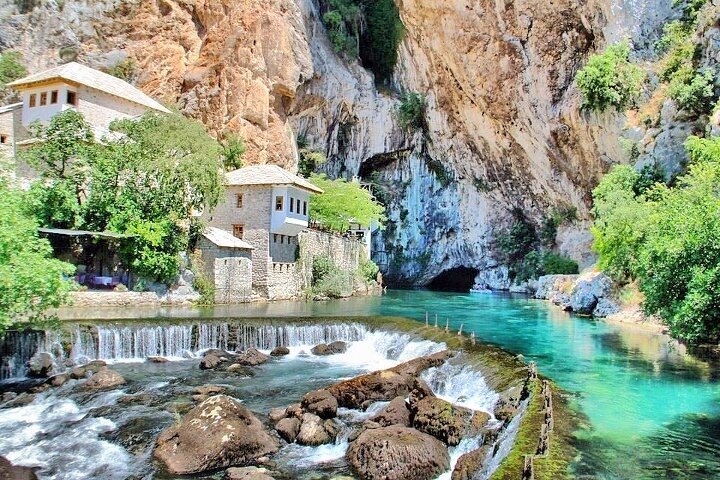 2025) Casa derviche Blagaj + manantial del río Buna
