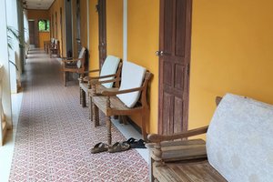 Room & Suite
