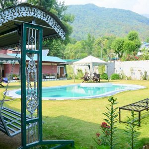madhuban tatva bir resort