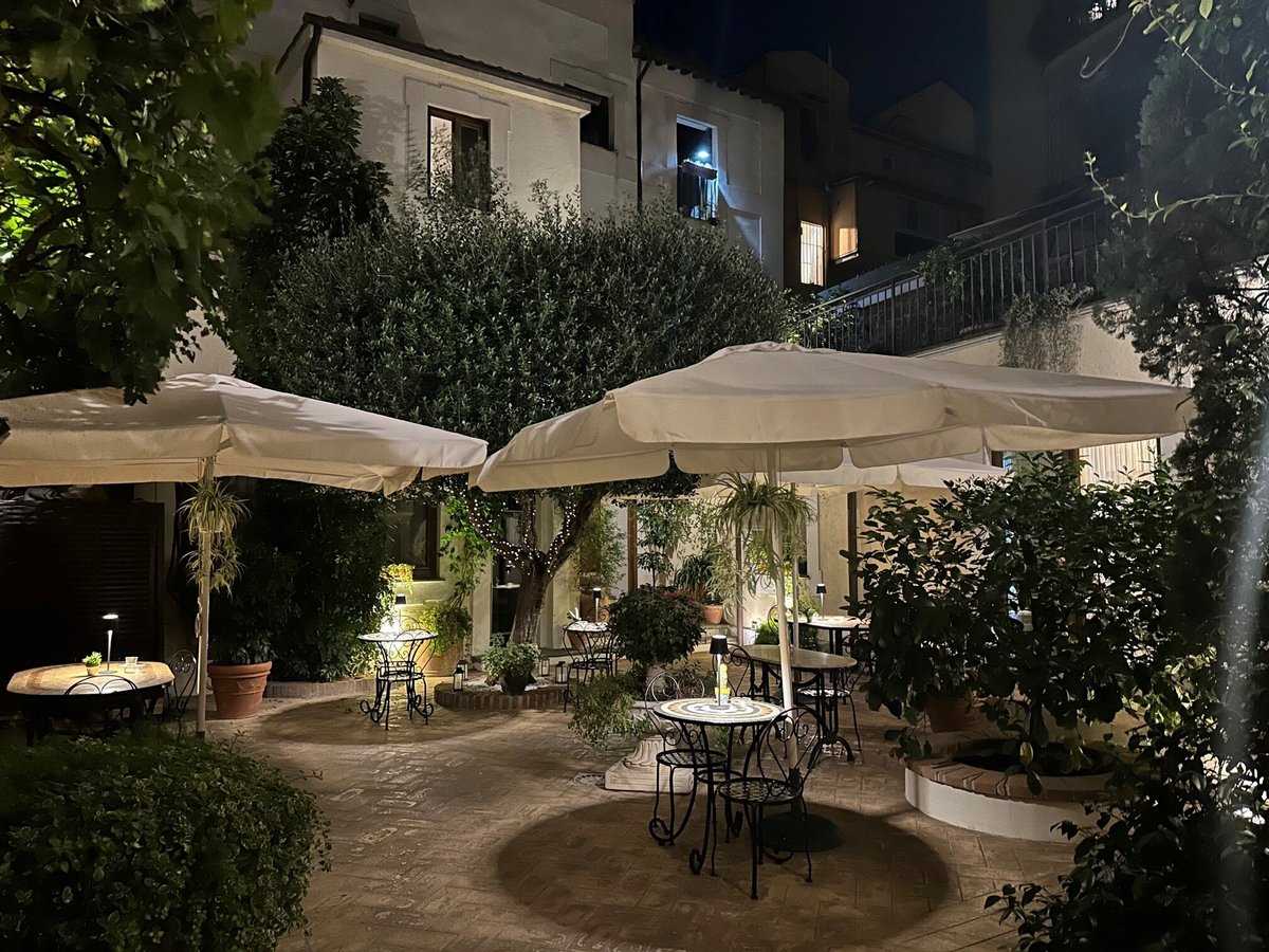 RELAIS LE CLARISSE IN TRASTEVERE - Updated 2024 Prices & Hotel Reviews ...