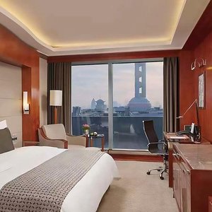 Club Skyline View Room