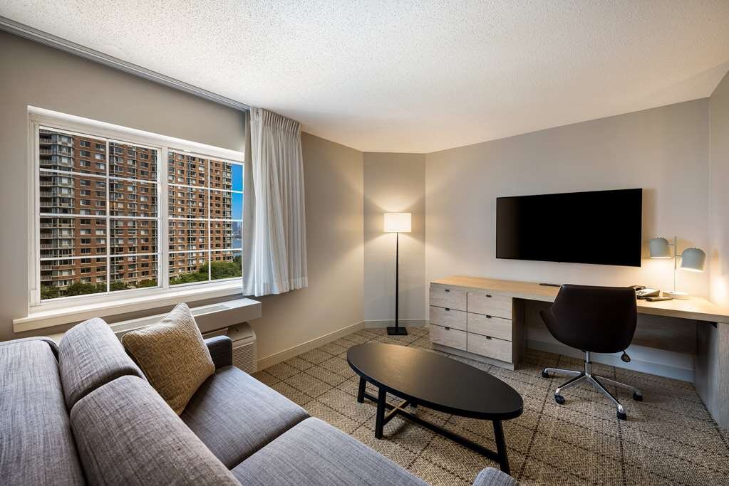 Hotel photo 40 of Sonesta Simply Suites Jersey City.