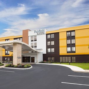 Fairfield Inn & Suites by Marriott Atlantic City Absecon in Galloway, image may contain: Hotel, Office Building, City, Urban