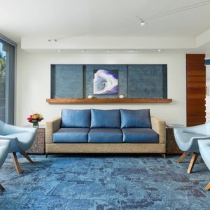 Lobby - Sitting Areas