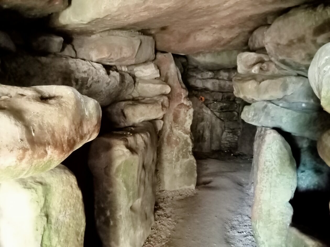 West Kennet Long Barrow Avebury