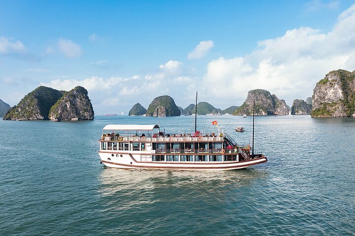 2024 Hanoi: Ninh Binh Tour and Ha Long Bay Cruise 3-Day Trip