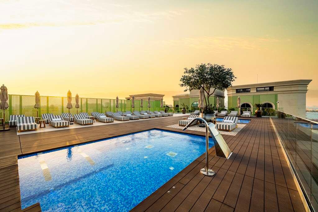 The Plaza Doha, LXR Hotels & Resorts Pool: Pictures & Reviews - Tripadvisor