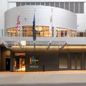 Welcome to our hotel in Midtown East New York.