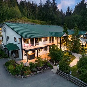 West Coast Trail Lodge