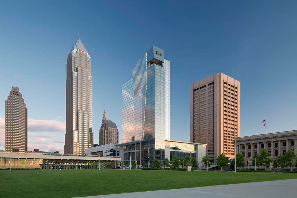 HILTON CLEVELAND DOWNTOWN $195 ($̶2̶9̶0̶) - Updated 2023 Prices & Hotel ...