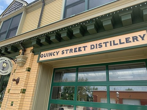 Local bourbon distilleries near me