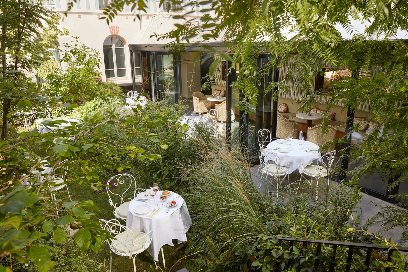 LE 5 PARTICULIER - Updated 2024 Prices & Hotel Reviews (Neuilly-sur-Seine, France) LE 5 PARTICULIER - Updated 2024 Prices... 