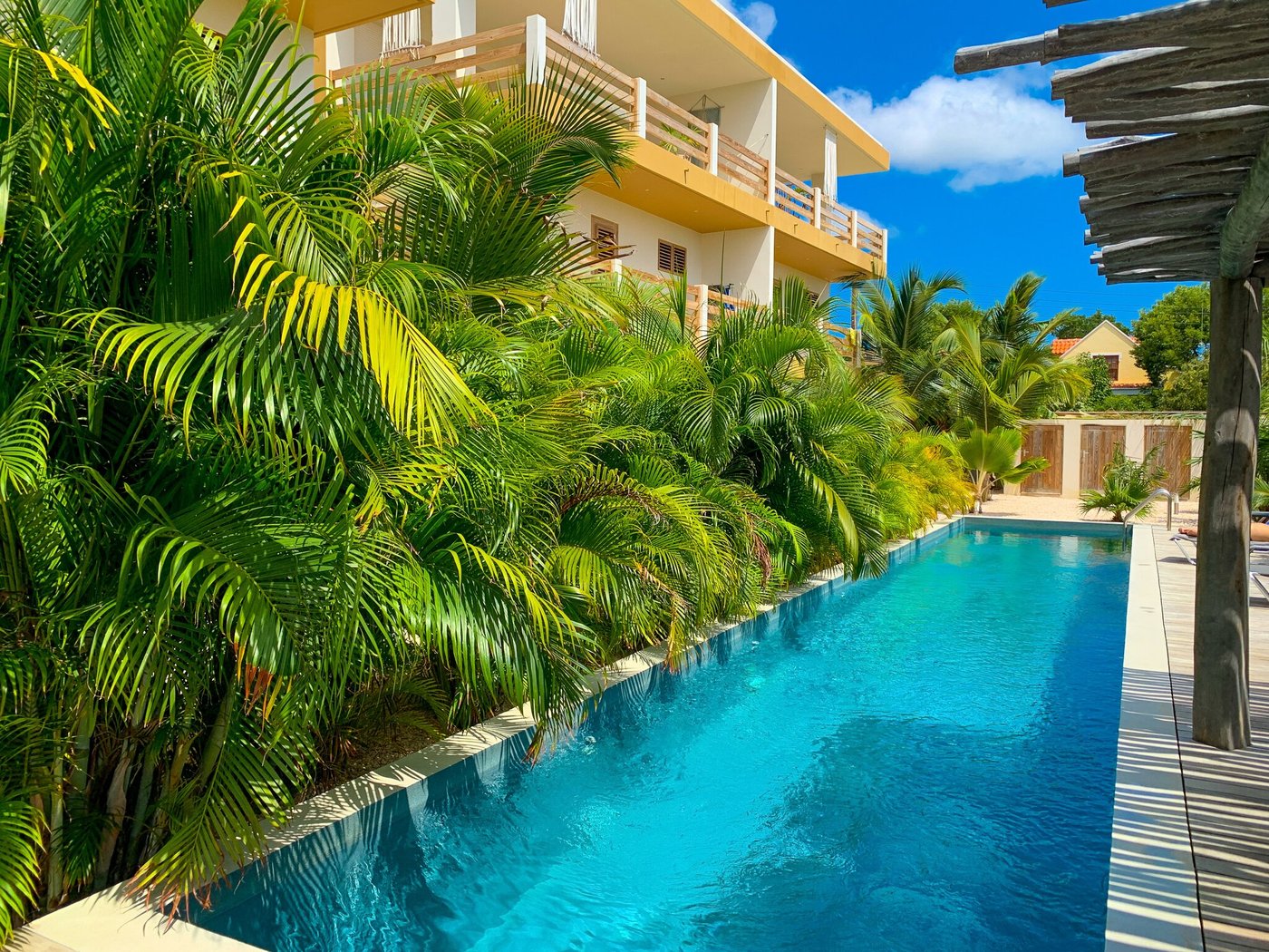 Isla penthouse & garden apartments Pool: Pictures & Reviews - Tripadvisor