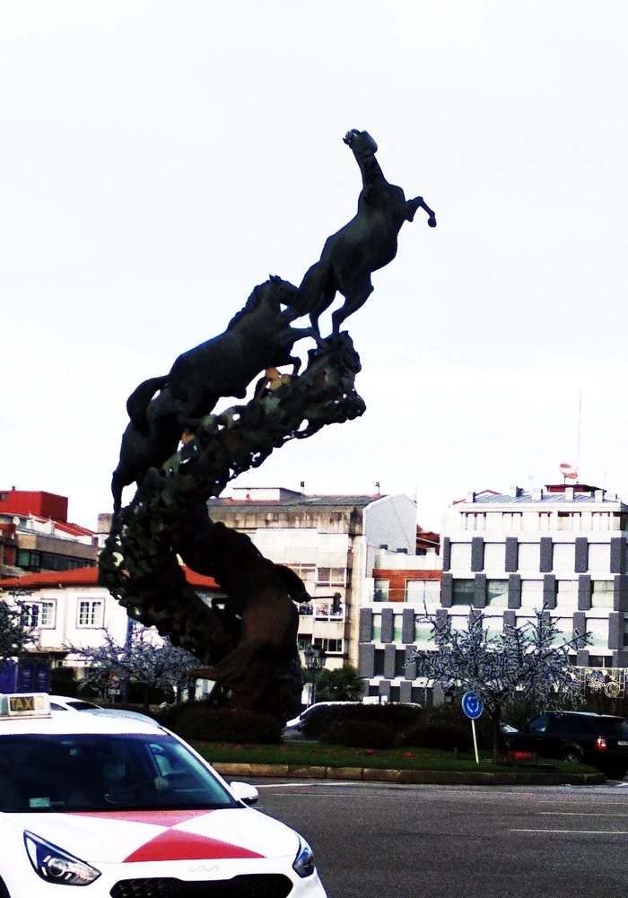 Imagen 2 de Monumento a los Caballos