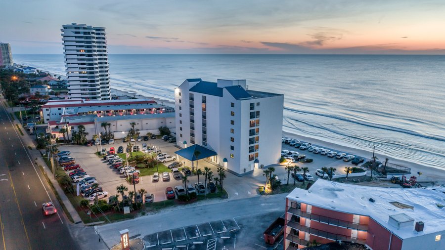 Tropical Winds Oceanfront Hotel in Daytona Beach, Florida