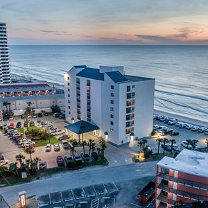 Tropical Winds Oceanfront Hotel in Daytona Beach, Florida