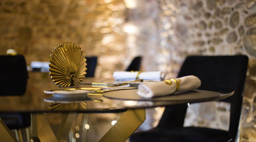 D.One Restaurant image 3 - Full view