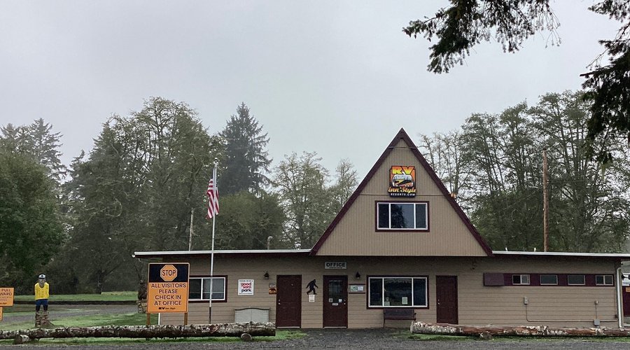 Wallicut RV Office, Camp Store and Restrooms