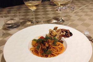餐飲